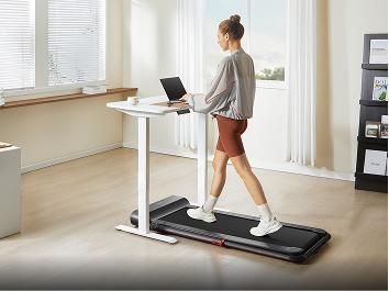 WalkingPad sous un bureau